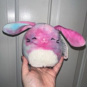 NWT 5” Ryder the tie dye bunny squishmallow!